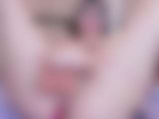 Live cam show with Chloe-Cortez - College on AdultVida.com