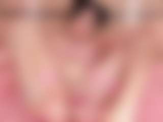 Live cam show with Chloe-Cortez - Petite on instabang