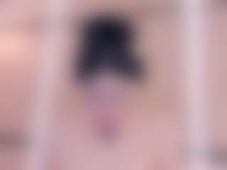 Spettacolo in cam dal vivo con Chloe-Cortez - Amateur su Camsoda