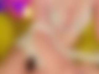 FlashSummer25's Live Sex Cam Show