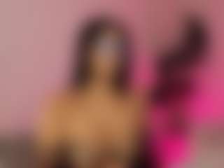 Live cam show with Naty Arias - Cowgirl on Milfs Live