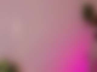 Live cam show with Naty Arias - Gamer Athletic on madthumbs