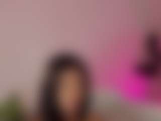 Live cam show with Naty Arias - Squirt on Camversity