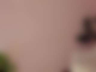Live cam show with Naty Arias - Striptease on CamSextacy