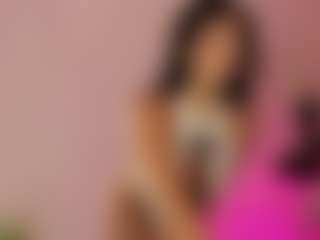 Live cam show with Naty Arias - Strip on TeamSkeetLive