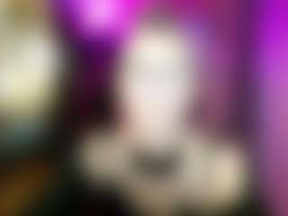 Live cam show with SoniaWomen - Green Eyes on Dolls Live