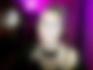 SoniaWomen's Live Sex Cam Show