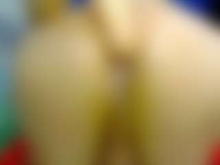 Live cam show with Nickk-Wolff - Handjob on Gym Cam Girls