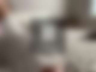 Live cam show with Lisa - Green Eyes on SpankPalCams