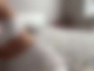 Live cam show with Lisa - Average on camwithhim.com