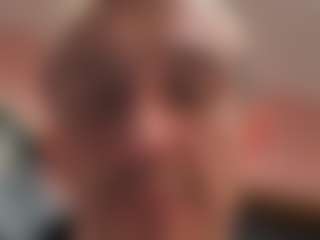 Live cam show with Bruse Wane 34 - Muscular on Fling VIP Chat