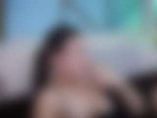 Live cam show with YourLolaBunny - Blue Eyes on sexylive.show