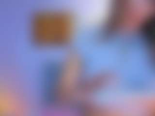 Live cam show with AntonellaStarr - Brown Eyes on madthumbs