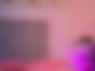 Live cam show with AntonellaStarr - Brown Eyes on madthumbs