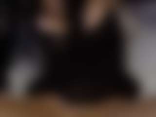 Emma-666's Live Sex Cam Show