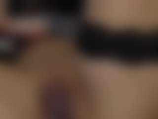 Emma-666's Live Sex Cam Show