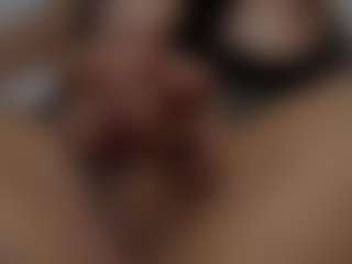 Live cam show with Emma-666 - Skinny on Cam Slut