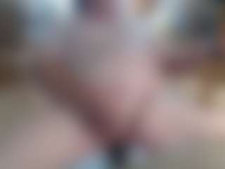 SamsSecrets's Live Sex Cam Show
