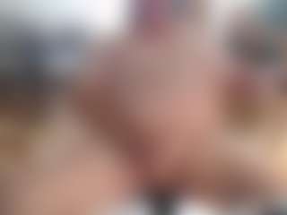 Live cam show with SamsSecrets - Armpits on Free Soda