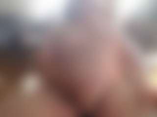 SamsSecrets's Live Sex Cam Show