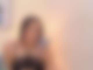 Live cam show with AmeliaBrixton - Lean on Camsoda