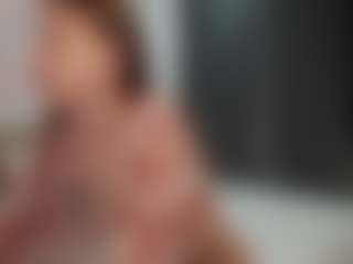 Live cam show with lunayung - Skinny on googirlz