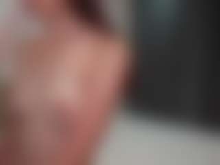 Live cam show with lunayung - Shaved Pussy Brown Hair on Camsoda