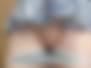 NaughtyBloomsのライブセックスチャットショー