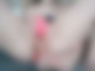 NaughtyBlooms's Live Sex Cam Show