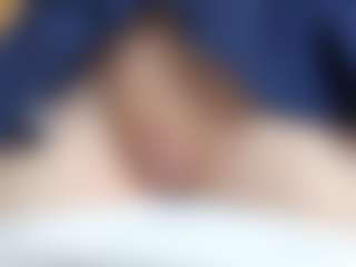 NaughtyBlooms's Live Sex Cam Show