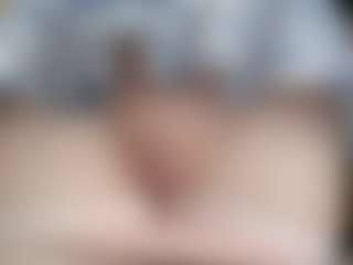 NaughtyBlooms's Live Sex Cam Show