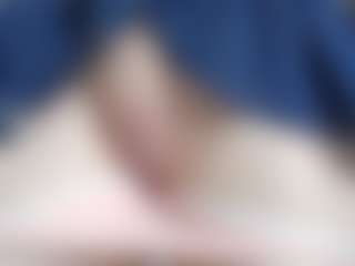 Live cam show with NaughtyBlooms - Brown Eyes Blonde Hair on Camsoda
