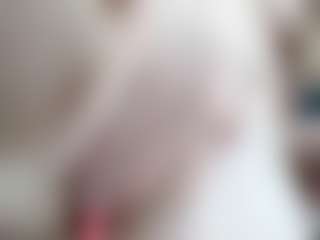 NaughtyBlooms's Live Sex Cam Show