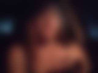 Lona P.'s Live Sex Cam Show