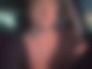 Lona Pounder's Live Sex Cam Show