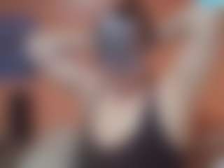 Lona Pounder's Live Sex Cam Show
