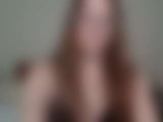 Lona Pounder's Live Sex Cam Show