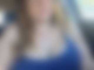 Lona Pounder's Live Sex Cam Show