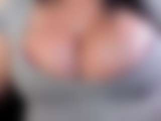 Dulcinea-2's Live Sex Cam Show