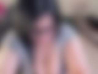 Dulcinea-2's Live Sex Cam Show