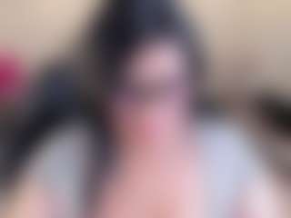 Dulcinea-2's Live Sex Cam Show