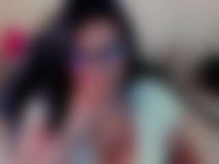 Dulcinea-2's Live Sex Cam Show
