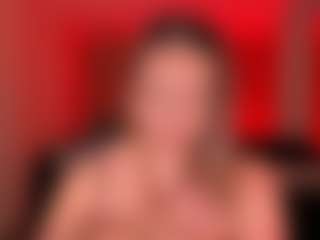 Live cam show with Haley Green - Moaning on slutload