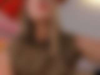 Live cam show with Haley Green - Blonde Hair on Stripli.com