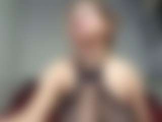 EmilyCM's Live Sex Cam Show