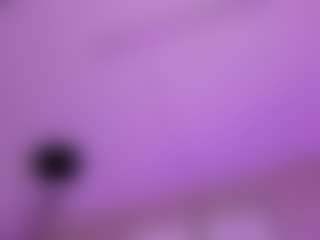 Live cam show with LeahRouss - Milk on pussylord.com