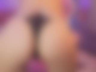 Live cam show with Madison Cortes - Ass Bouncing on camwithhim.com