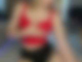Live cam show with SkyeDaviss - Moaning on Camsoda