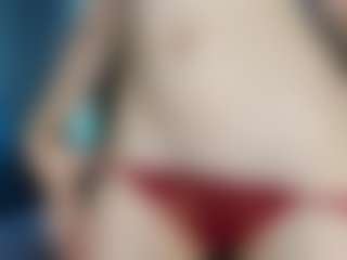 Live cam show with SkyeDaviss - Body Massage on Camming Site