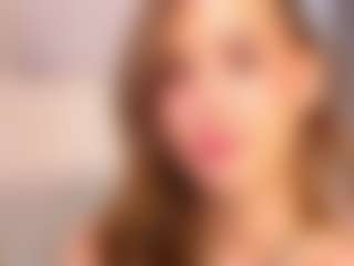 Live cam show with AshlyCzernik - Green Eyes on Fit Hotties